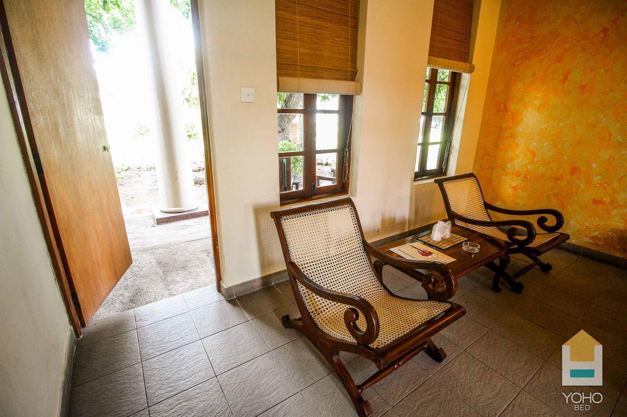Yoho Rivi Ras Hotel Dehiwala-Mount Lavinia Exterior photo