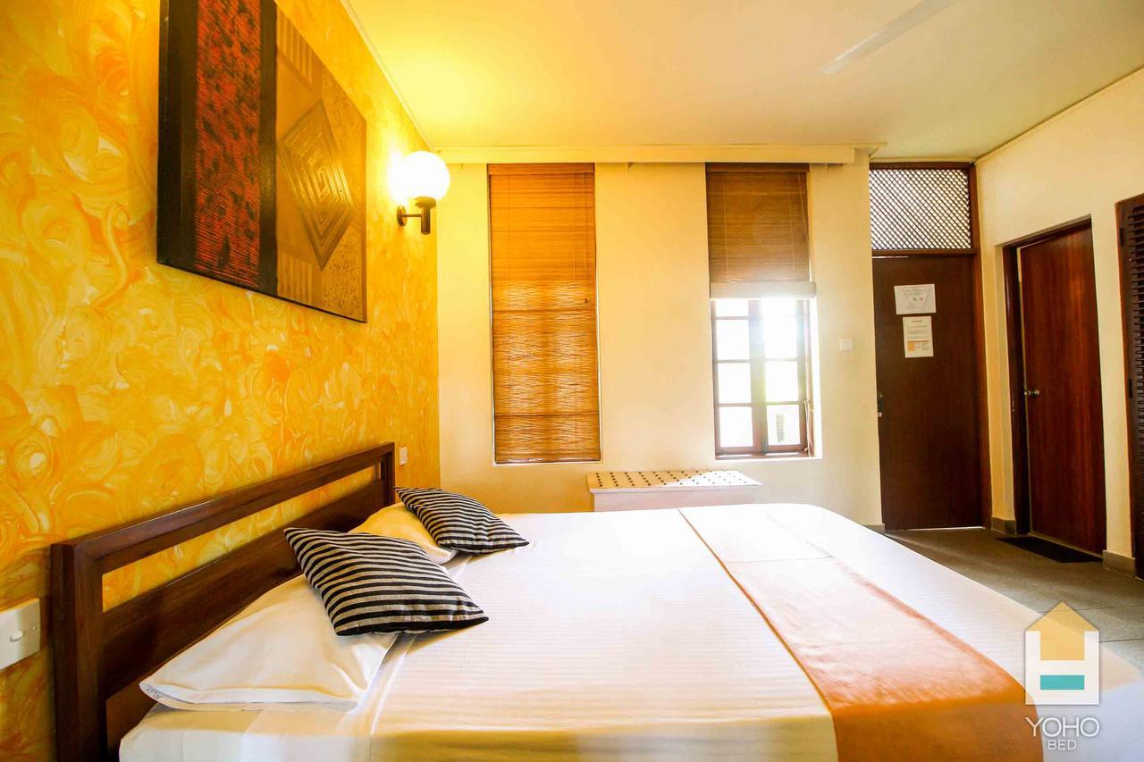 Yoho Rivi Ras Hotel Dehiwala-Mount Lavinia Exterior photo