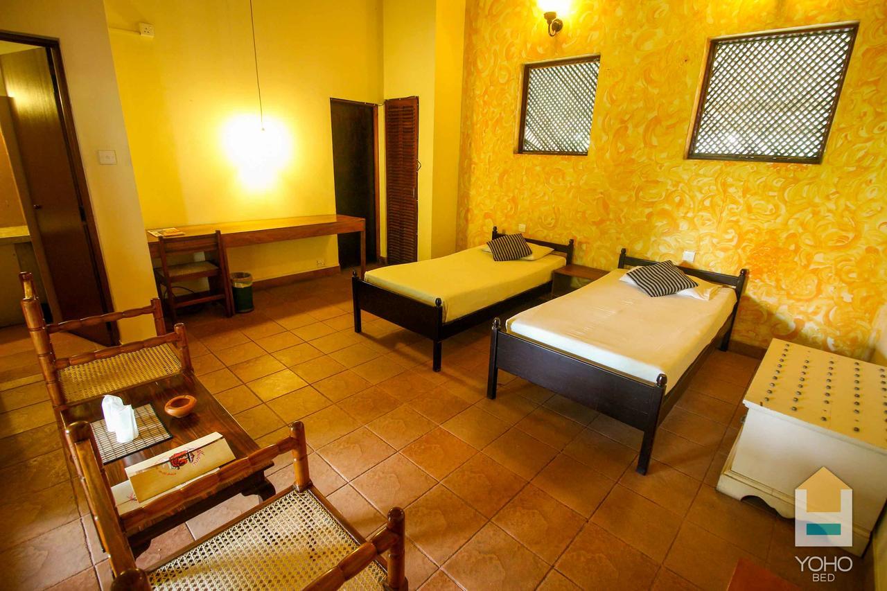 Yoho Rivi Ras Hotel Dehiwala-Mount Lavinia Exterior photo
